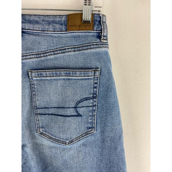 American Eagle stretch light wash denim boyfriend jeans size 24x25 (1127) - Picture 9 of 11